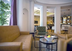 Public House Hotel 5