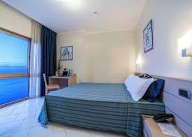 Hotel Cosmomare 5