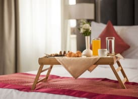 Ramada Hotel & Suites by Wyndham Yerevan 4