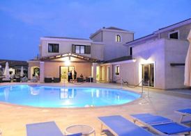 Hotel La Perla 3
