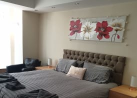 The Winter Garden Suites 4