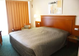 Adrian Hotel 4