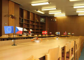 Hotel Krystal 5