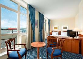 Ramada by Wyndham Prague City Centre 5