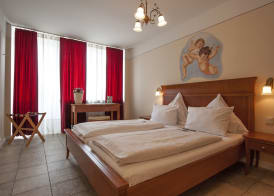 XII Apostel Albergo 5