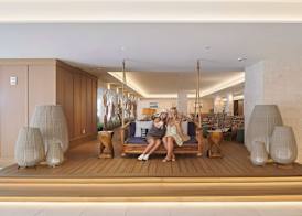 OUTRIGGER Reef Waikiki Beach Resort 3