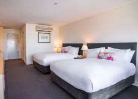 Scenic Hotel Te Pania 5