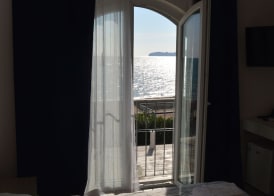 Klaton Beach Hotel 4