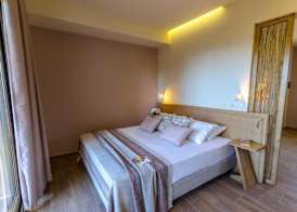 Forest Resort Suites Skiathos 5