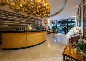 Oriental Suites Hotel & Spa 4