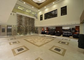 Radisson Blu Hotel Ahmedabad 3