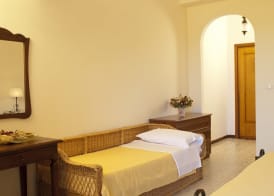 Hotel Paradiso 2