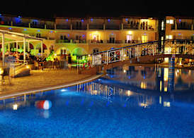 Majestic Hotel & Spa 4