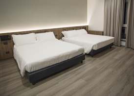 Moody smart & comfy Hotel 4