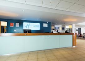 Holiday Inn Express NEWPORT by IHG 4