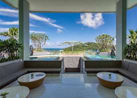 Crest Resort & Pool Villas 4