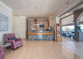 Christina Beach Hotel 4