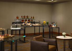 Calgary Marriott Downtown Hotel 5
