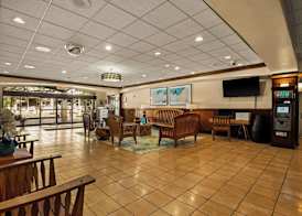 Airport Honolulu Hotel, Trademark Collection by Wyndham 4