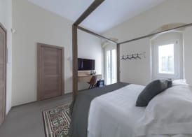METEORON Luxury Rooms 5
