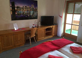 PAGA Hotel 4