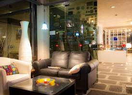 Apollonia Hotel Apartments 4