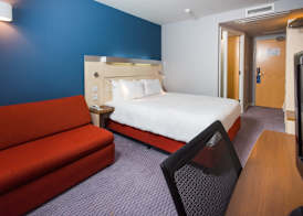 Holiday Inn Express SWINDON CITY CENTRE by IHG 3