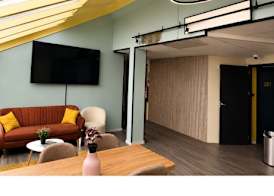 The Hyve Budget Hotel Rotterdam 3