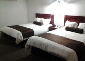 Howard Johnson by Wyndham Morelia Calle Real 3