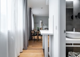 Limehome Sevilla Ronda de Capuchinos 2