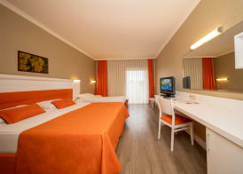 Sueno Hotels Beach Side 3