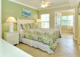 Barefoot Beach Resort 4