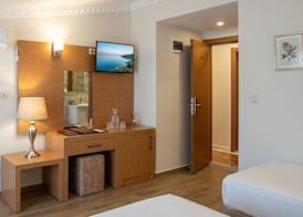 Britannia Hotel 5
