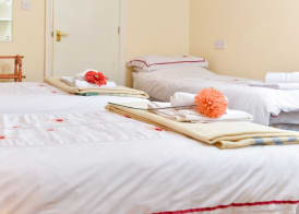 The Warren Guest House 2
