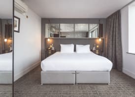 Titanic Hotel Belfast 5