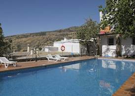 Apartamentos Rurales Poqueira 3