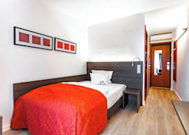 Art & Business Hotel 3