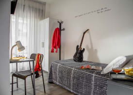 Radio Hotel 5