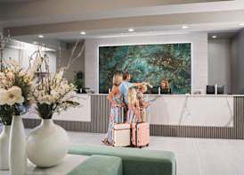 Floridays Orlando Two & Three Bed Rooms Condo Resort 5