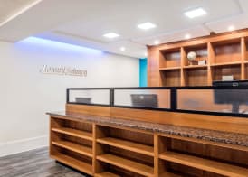 Howard Johnson by Wyndham Quincy/ Boston 2