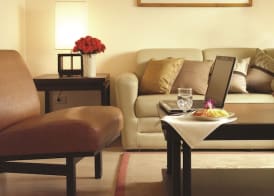 Rose Hotel 3