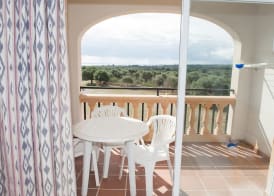 Apartamentos Sol Romántica by DOT Suites 5