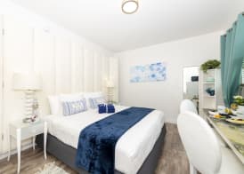 Norman's Hotel and Dining 5