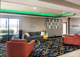 Days Inn by Wyndham Fort Worth North / Fossil Creek 2