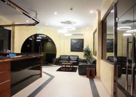 Queens Hotel Angeles City 2