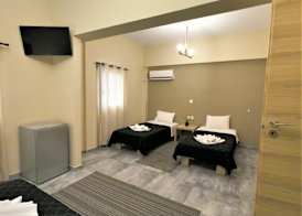 Achillion Hotel Piraeus 5