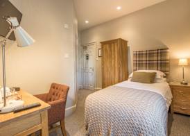 The George - Castletown Isle of Man 5