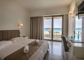 Iperion Beach Hotel 5