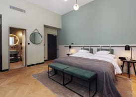 Alice Hotel 4