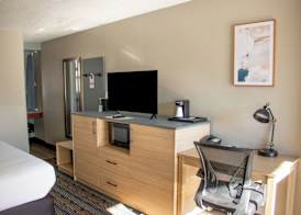 Courtesy Inn Downtown Eugene 5